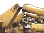 Hydraulics with Ripper Cylinders