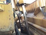 Hydraulics with Blade Lift Cylinders
