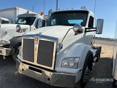 2017 Kenworth T880 6x4 T/A Day Cab Truck Tractor