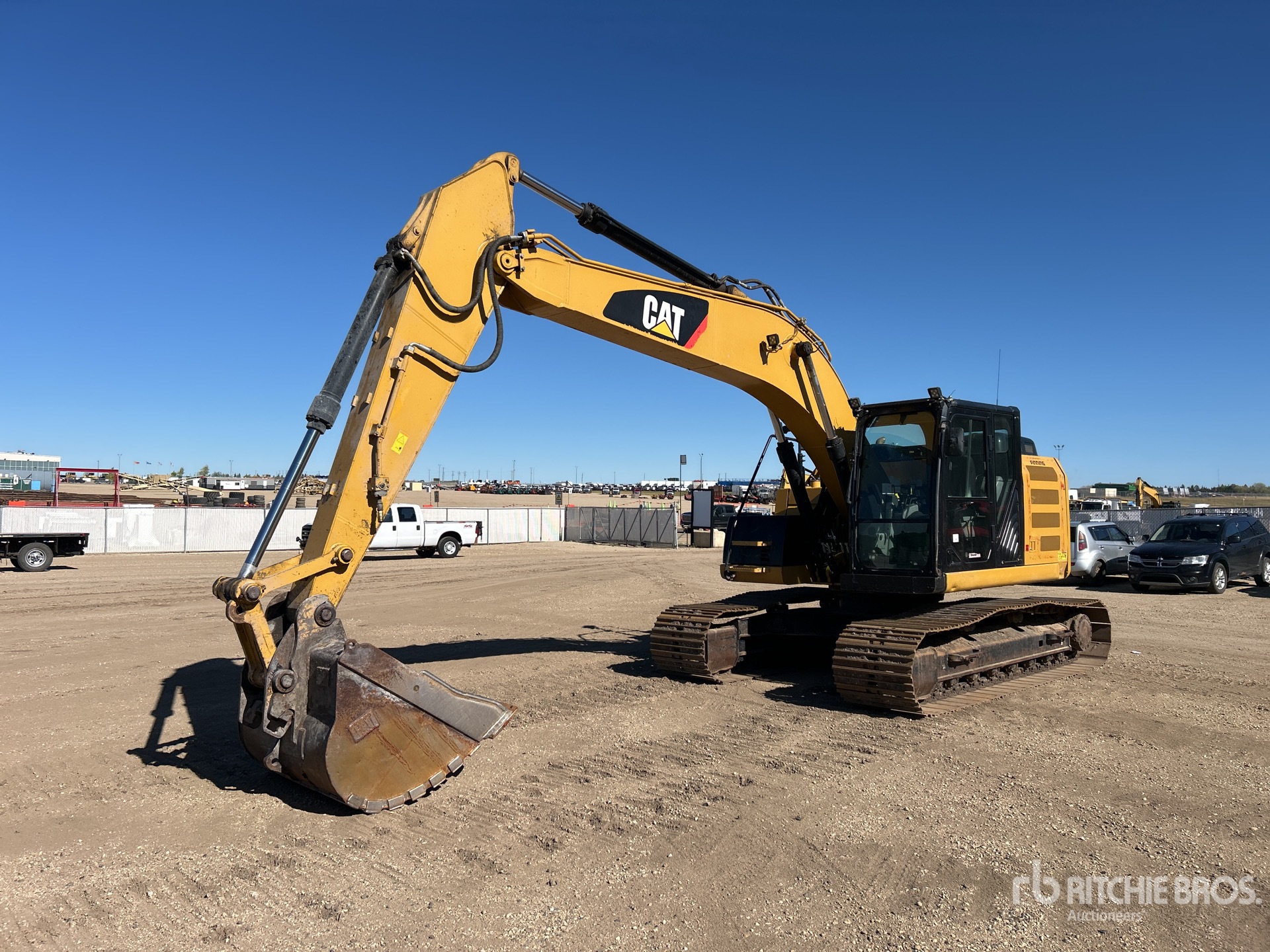 2017 Cat 320E LRR Tracked Excavator