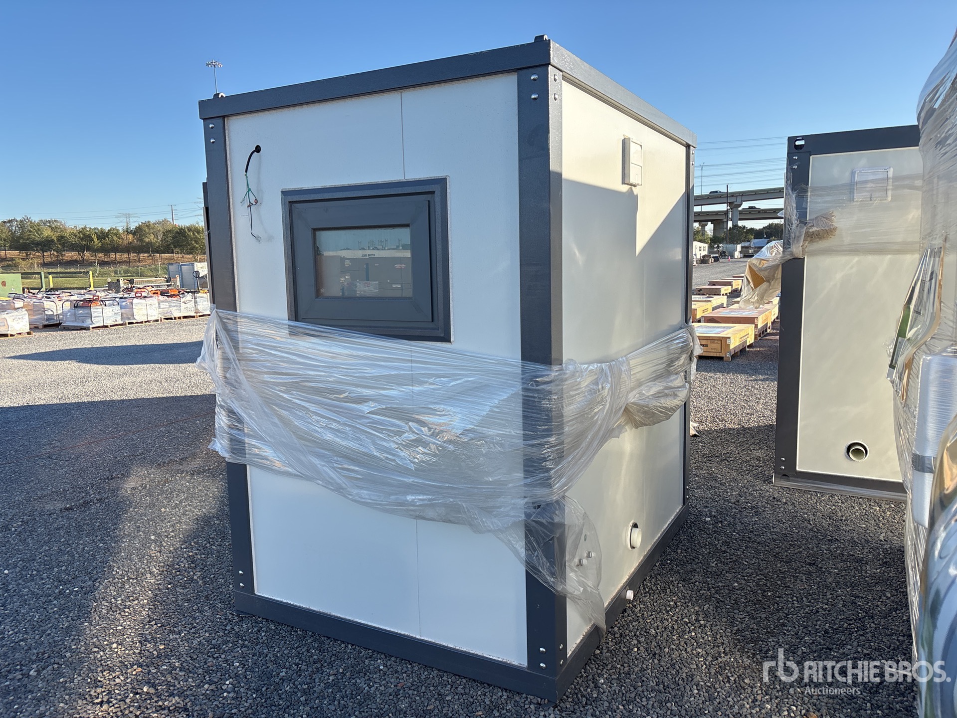 2025 suhivelee NT-SH(b) 7 ft x 5 ft 6 in 1 Person Tragbare Toilette (Unused)