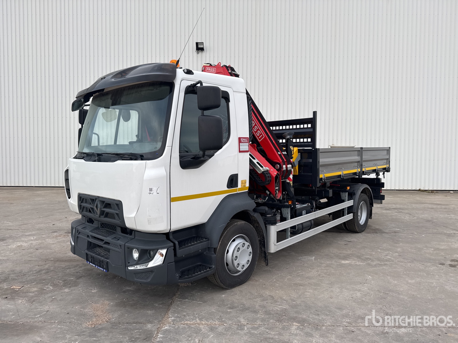 2022 Fassi F90B 1.22E DYNAMIC 3450 kg on 2024 Renault D210 4x2 Dump Truck with Crane