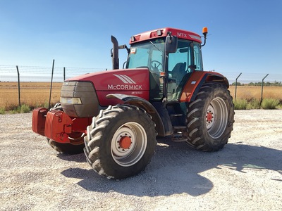 2002 McCormick MTX140 Trattore agricolo 4RM