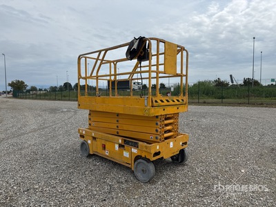 2008 Haulotte Compact12 Electric シザーリフト