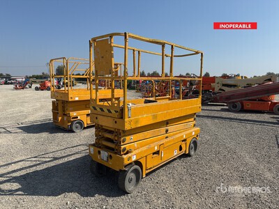 2006 Haulotte Compact 10N Elevador de tijera (Inoperable)