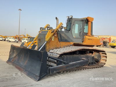 Komatsu D65PX-15 Crawler Dozer