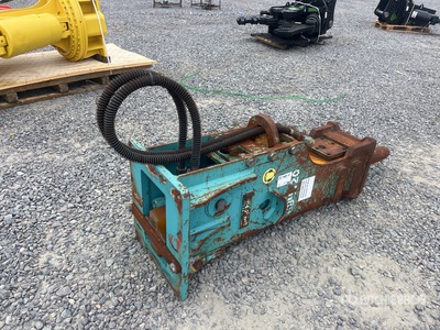 DBH-120 Hydraulic Breaker
