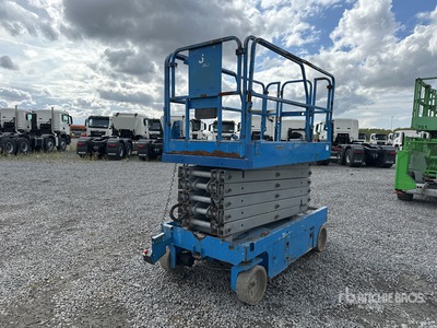 Genie GS-4047 Electric Scissor Lift