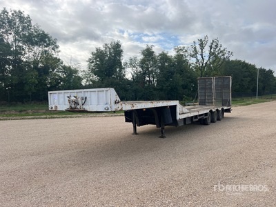 1977 Titan T32S3 Tri/A Semi Remorque Porte Engin Góndola