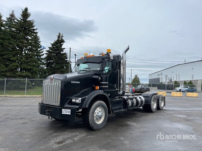 2012 Kenworth T800 6x4 T/A Day Cab Truck Tractor