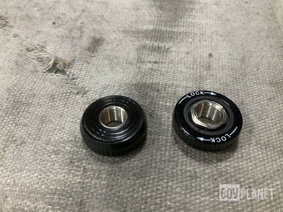 (142) Electronic Hardware 10034252-1 Knobs