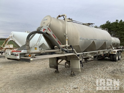 2015 Tremcar 1000 cft T/A Pneumatic Bulk Trailer