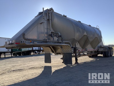 2016 MAC TN1050APB 1050 cft T/A Pneumatic Bulk Trailer