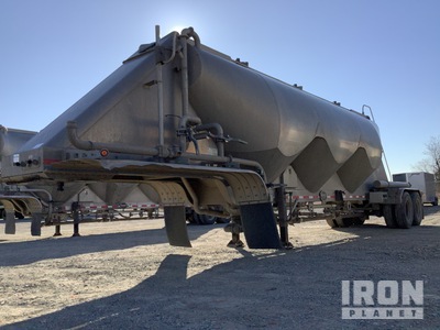 2015 MAC TN1050APB 1050 cft T/A Pneumatic Bulk Trailer