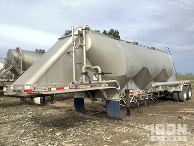 2016 MAC TN1050APB 1050 cft T/A Pneumatic Bulk Trailer