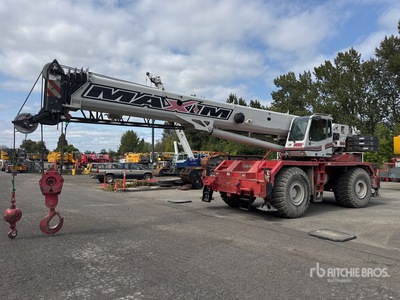 2010 Link-Belt RTC-8090 90 ton 4x4 Rough Terrain Crane