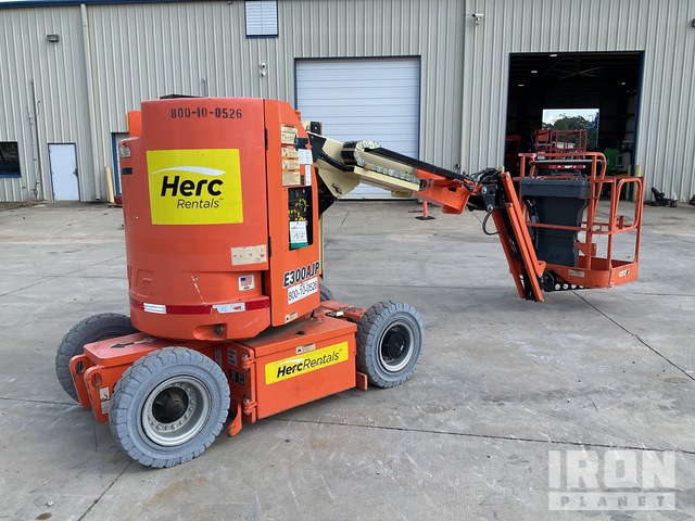 ELEVADOR ARTICULADO 2016 JLG E300AJP