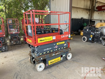 2017 Skyjack SJIII 3219 Electric Scissor Lift