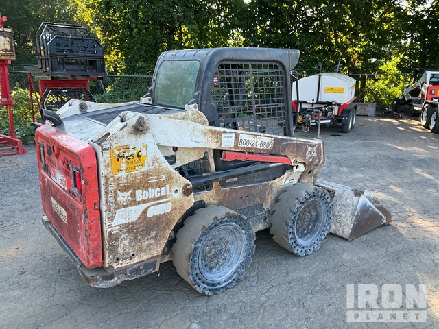 MINI CARGADOR SOBRE RUEDAS 2018 BOBCAT LOADER