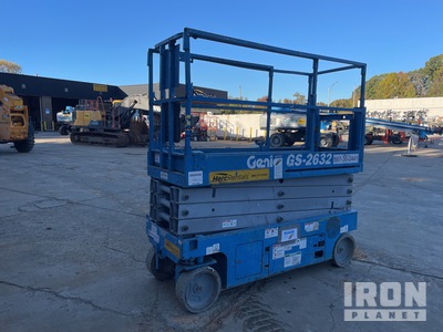 2013 Genie GS-2632 Electric Piattaforma aerea verticale