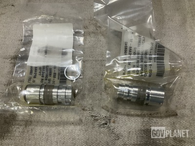 (8) Pall Aeropower RD921GL01CY1 Pressure Indicator Subassemblies