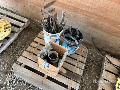 Quantity of Crop Lifters Varios
