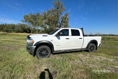 2021 Ram 3500 4x4 Crew Cab Pickup