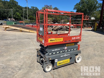 2017 Skyjack SJIII 3219 Electric Scissor Lift