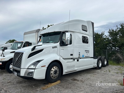 2021 Volvo VNL860 6x4 T/A Sleeper Truck Tractor
