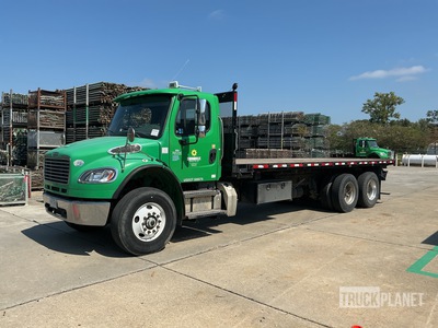 2016 Freightliner M2 106 6x4 Flatbed Truck