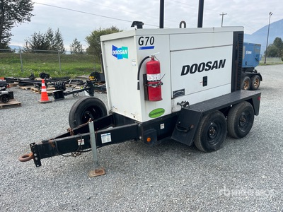 2012 Doosan G70 58 kW Mobile 発電機セット (250-749 kw/310-950 kva)
