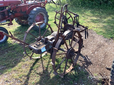 Antique Potato Digger ジャガイモ用機械　その他