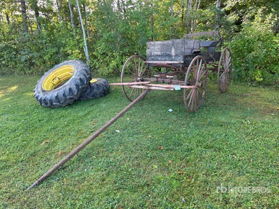 Antique 2 Seat 4-Person Horse Drawn Carriage