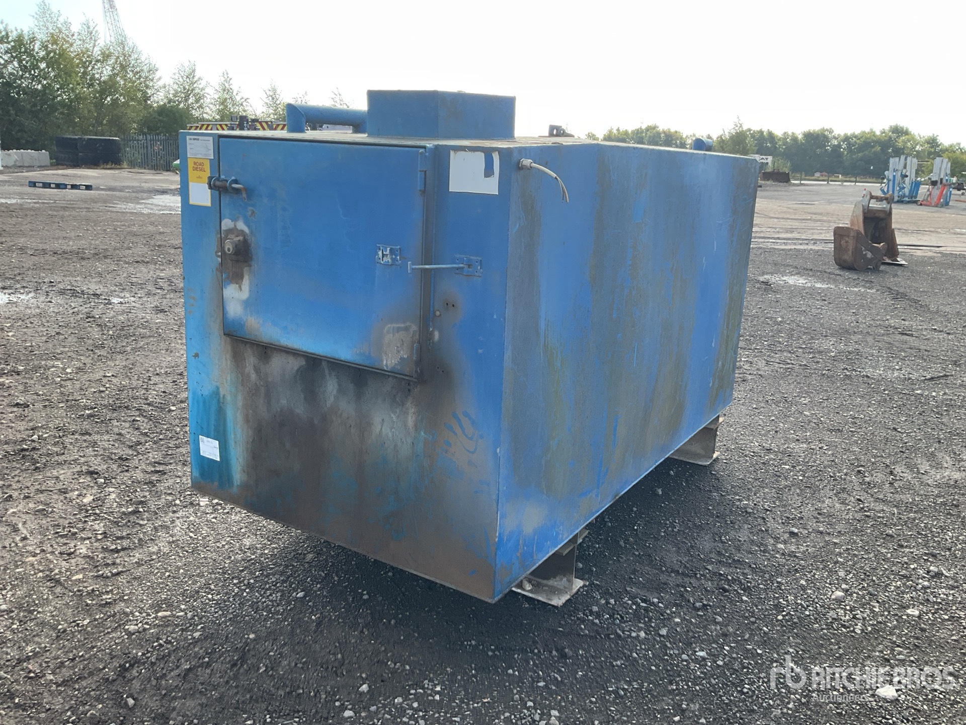 Bunded Diesel Bowser Fuel Tank