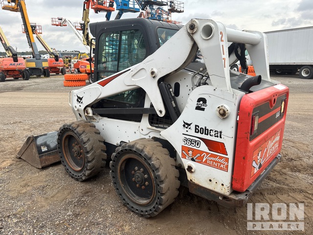 MINI CARGADOR SOBRE RUEDAS 2017 BOBCAT LOADER