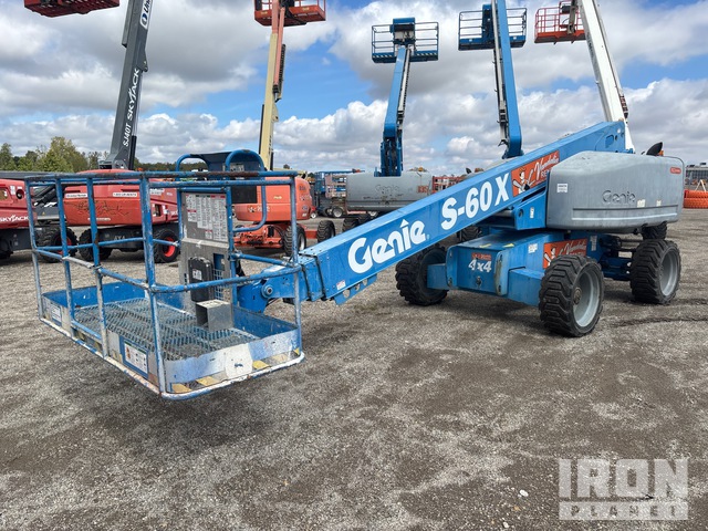 ELEVADOR TELESCóPICO  2013 GENIE 4WD S60X