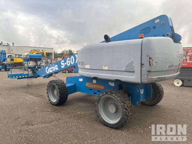 ELEVADOR TELESCóPICO 2014 GENIE 4WD S60X