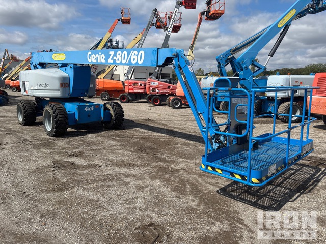 ELEVADOR ARTICULADO 2013 GENIE 4WD Z80