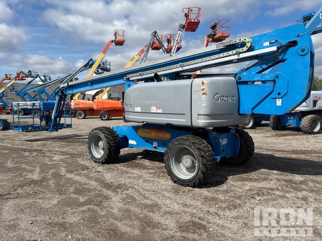 ELEVADOR ARTICULADO 2013 GENIE 4WD Z80