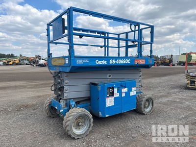 2013 Genie GS-4069DC Electric Elevador de tijera