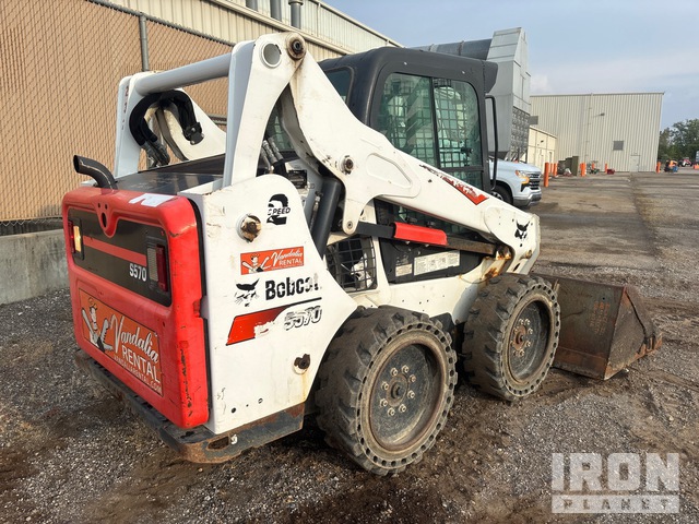 MINI CARGADOR SOBRE RUEDAS 2017 BOBCAT LOADER