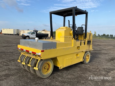 1992 Ingersoll Rand PT120R 9 Wheel Pneumatic Roller