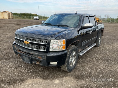 2013 Chevrolet Silverado 1500 LTZ 4x4 Extended Cab Pickup