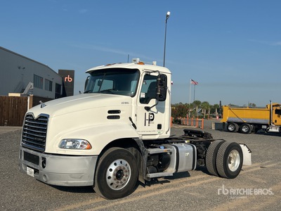 2015 Mack CXU612 4x2 Cabeza Tractora Cabina Corta