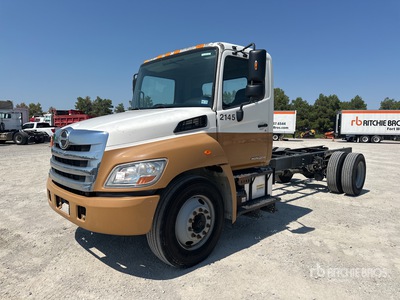 2013 Hino 338 4x2 Cab and Chassis