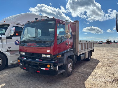 2001 GMC T6500 4x2 Flatbed Truck