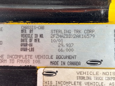 2002 Sterling L9500 6x4 T/A Dump Truck