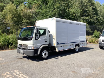 2010 International CF 600 4x2 3 Bay Beverage Truck