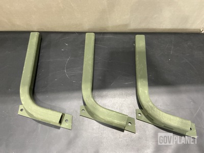 (54) Oshkosh Defense 1803490W Fender Braces