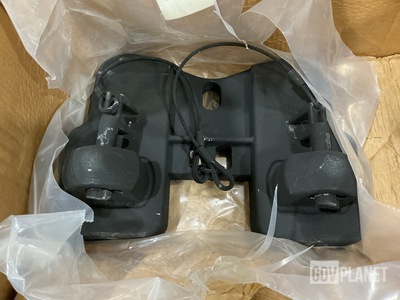 (6) DRS Sustainment Systems SW34446-1 Mounting Brackets
